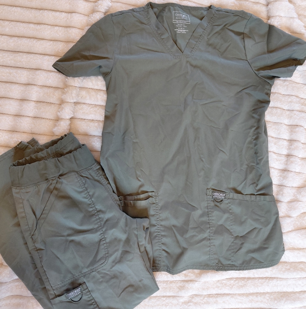 Olive V-Neck Scrub Top & Jogger Pants Set